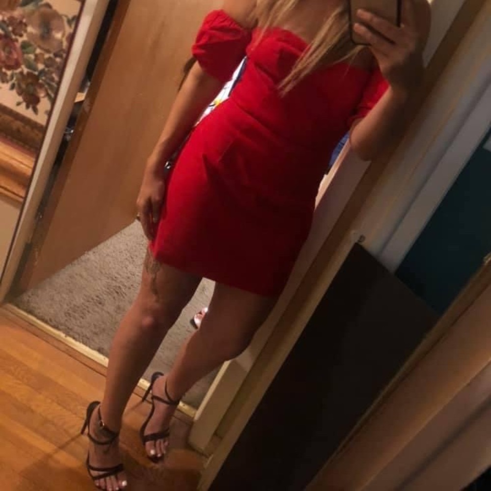 Hi, I”m Miss Scarlet ♥️ Welcome ♥️ please follow me on Instagram